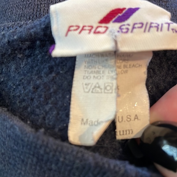 Vintage native American graphic blue sweatshirt made in the USA medium - Picture 5 of 8